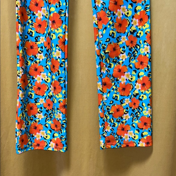 Tzu Tzu Lexi Pants - Picture 2 of 8